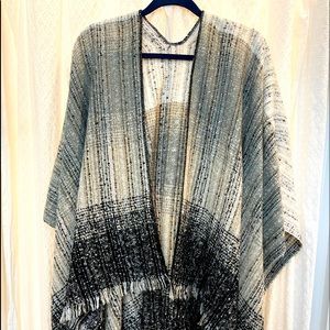 Grey poncho NWOT